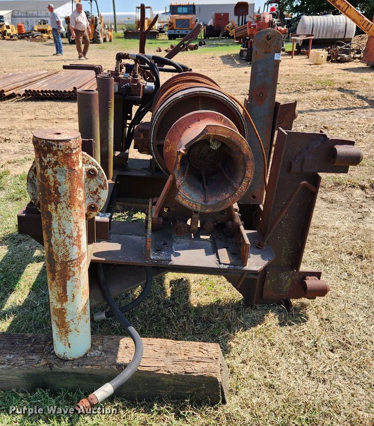 image for item MK9331 Braden M12-160  winch