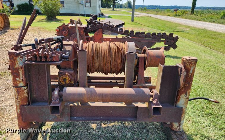 image for item MK9331 Braden M12-160  winch