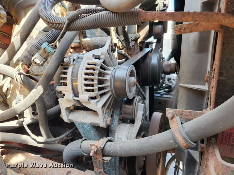 image for item MK9350 2002 International 4900  dump truck