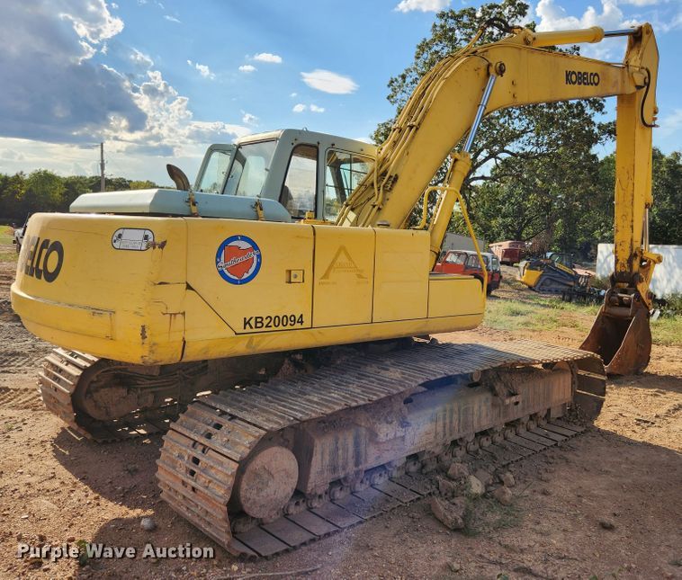 image for item MK9352 1994 Kobelco SK200LC  excavator