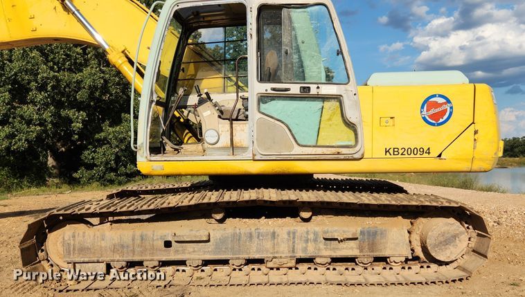 image for item MK9352 1994 Kobelco SK200LC  excavator