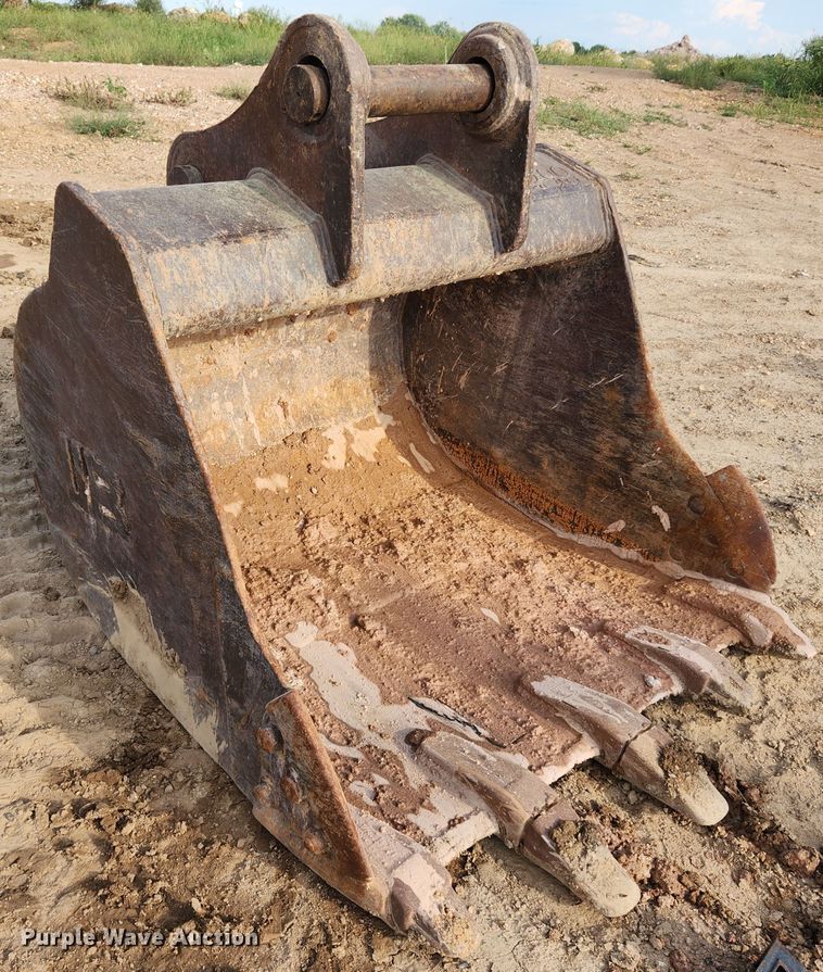 image for item MK9352 1994 Kobelco SK200LC  excavator