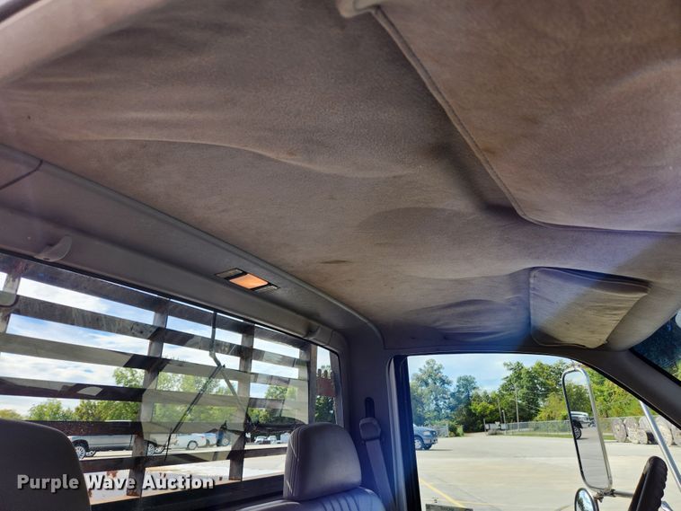 image for item MK9355 2000 Chevrolet 3500 HD  flatbed pickup truck