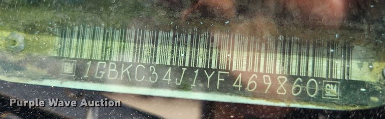 image for item MK9355 2000 Chevrolet 3500 HD  flatbed pickup truck