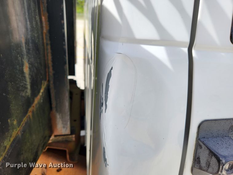 image for item MK9356 2000 Chevrolet 3500HD  flatbed pickup truck