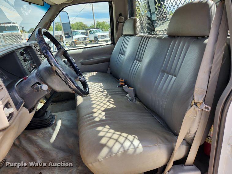 image for item MK9356 2000 Chevrolet 3500HD  flatbed pickup truck