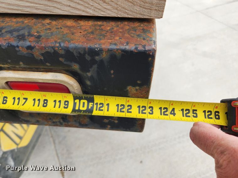 image for item MK9357 2000 Chevrolet 3500HD  flatbed pickup truck