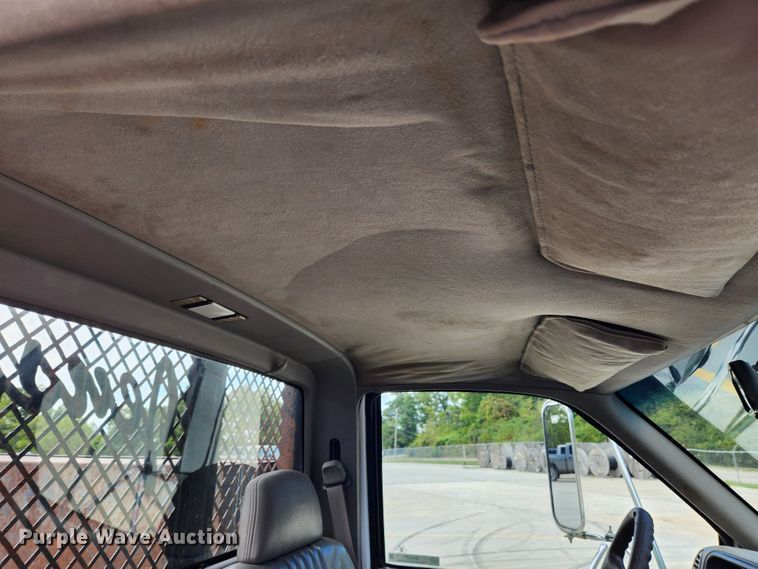 image for item MK9357 2000 Chevrolet 3500HD  flatbed pickup truck