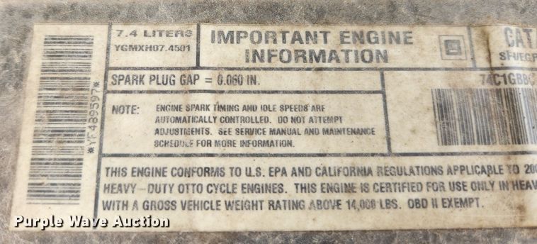 image for item MK9358 2000 Chevrolet 3500HD  flatbed pickup truck