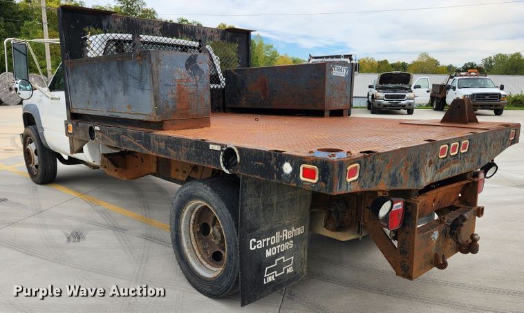 image for item MK9360 2000 Chevrolet 3500HD  flatbed pickup truck
