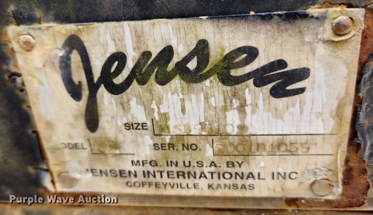 image for item MK9360 2000 Chevrolet 3500HD  flatbed pickup truck