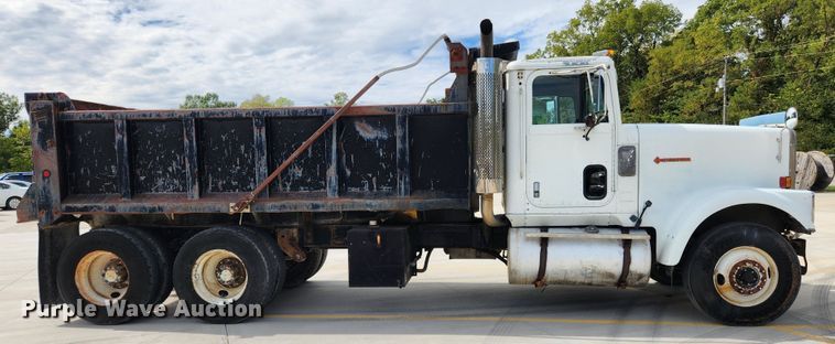 image for item MK9363 1991 International 9300  dump truck