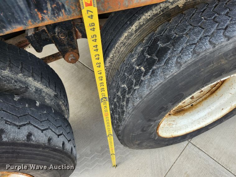 image for item MK9363 1991 International 9300  dump truck