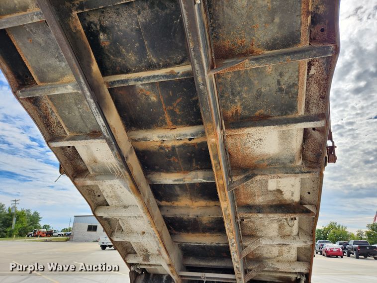 image for item MK9363 1991 International 9300  dump truck