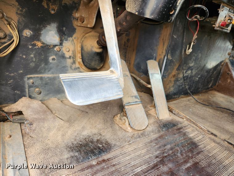 image for item MK9363 1991 International 9300  dump truck