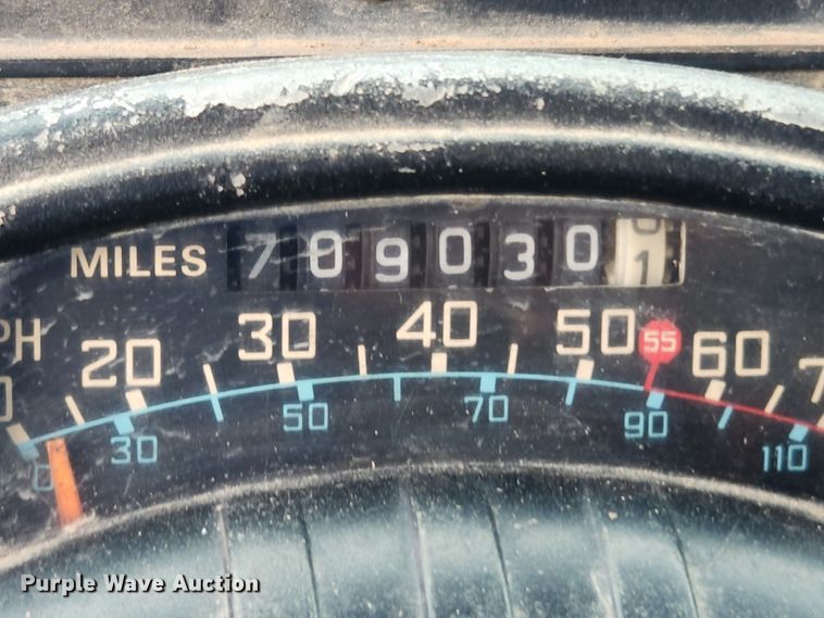 image for item MK9363 1991 International 9300  dump truck