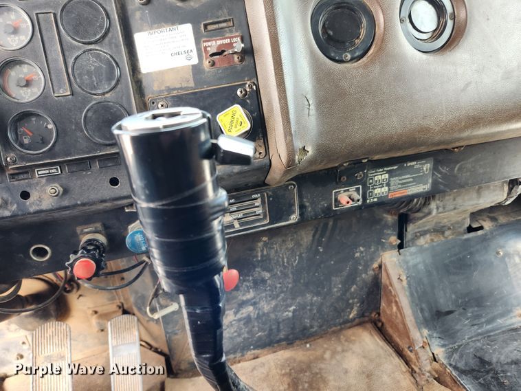 image for item MK9363 1991 International 9300  dump truck