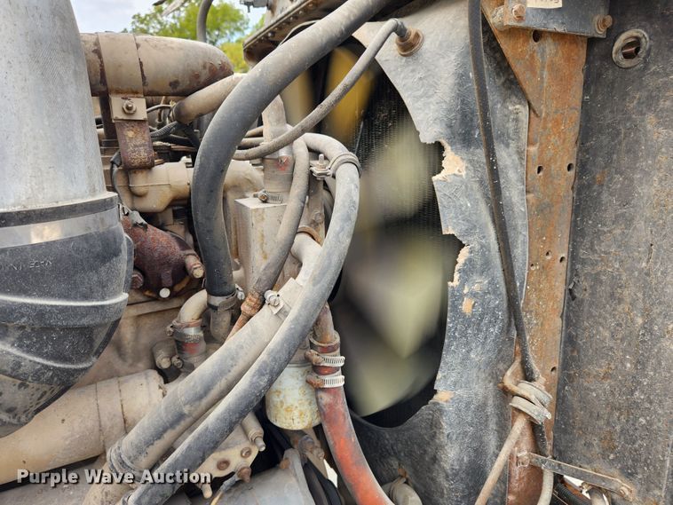 image for item MK9363 1991 International 9300  dump truck