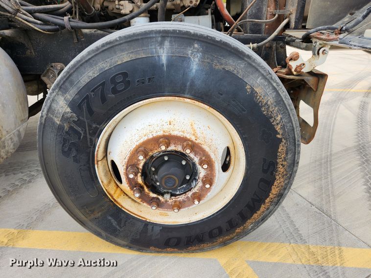 image for item MK9363 1991 International 9300  dump truck