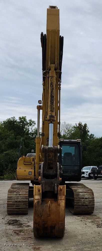 image for item MK9367 2005 Caterpillar 330CL  excavator