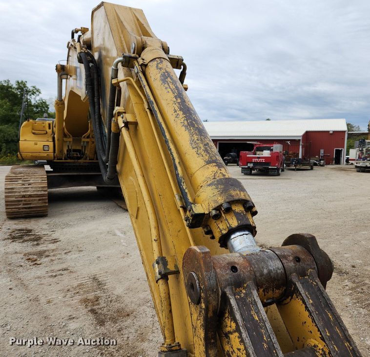 image for item MK9367 2005 Caterpillar 330CL  excavator