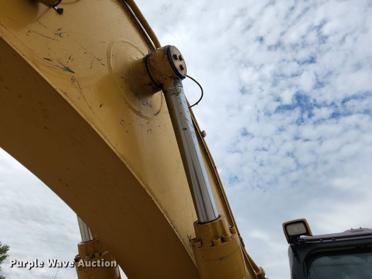 image for item MK9367 2005 Caterpillar 330CL  excavator