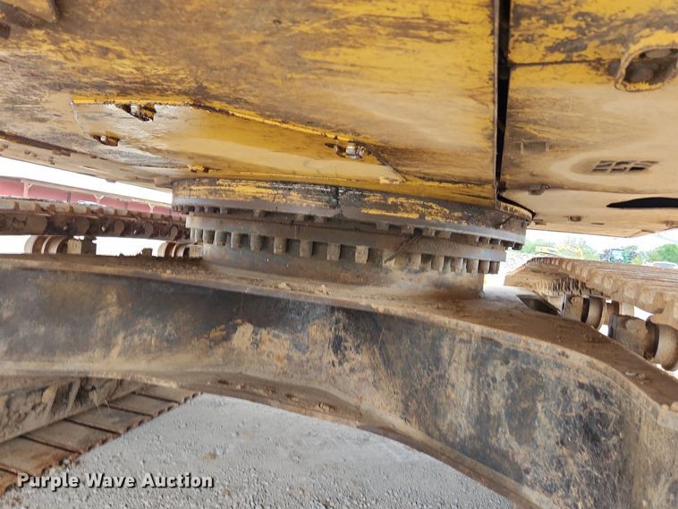 image for item MK9367 2005 Caterpillar 330CL  excavator