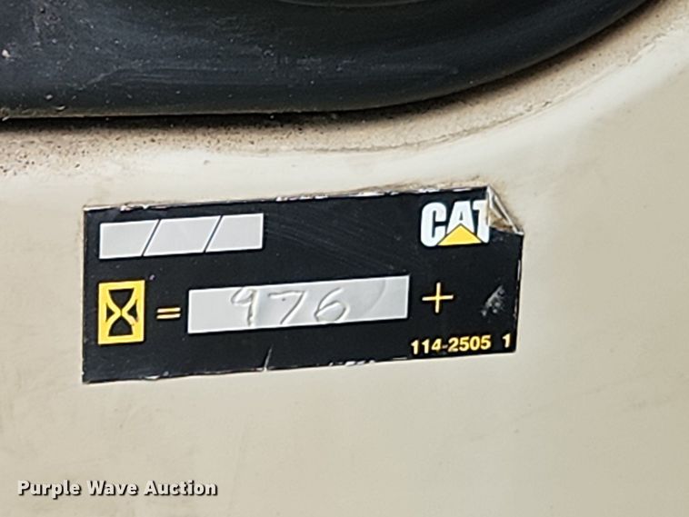 image for item MK9367 2005 Caterpillar 330CL  excavator