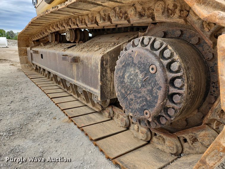 image for item MK9367 2005 Caterpillar 330CL  excavator