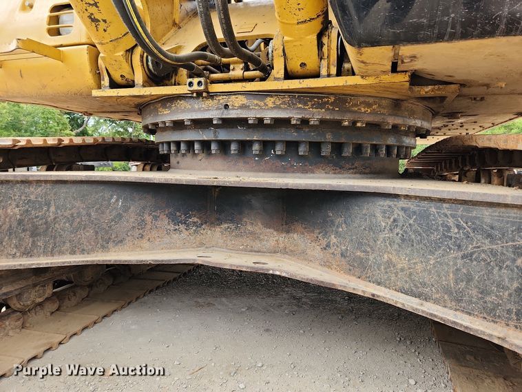 image for item MK9367 2005 Caterpillar 330CL  excavator