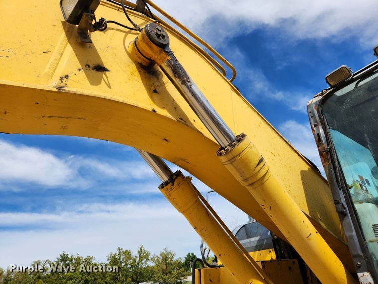 image for item MK9370 2008 Komatsu PC308USLC-3  excavator