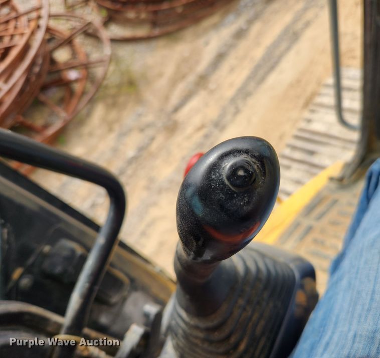 image for item MK9370 2008 Komatsu PC308USLC-3  excavator