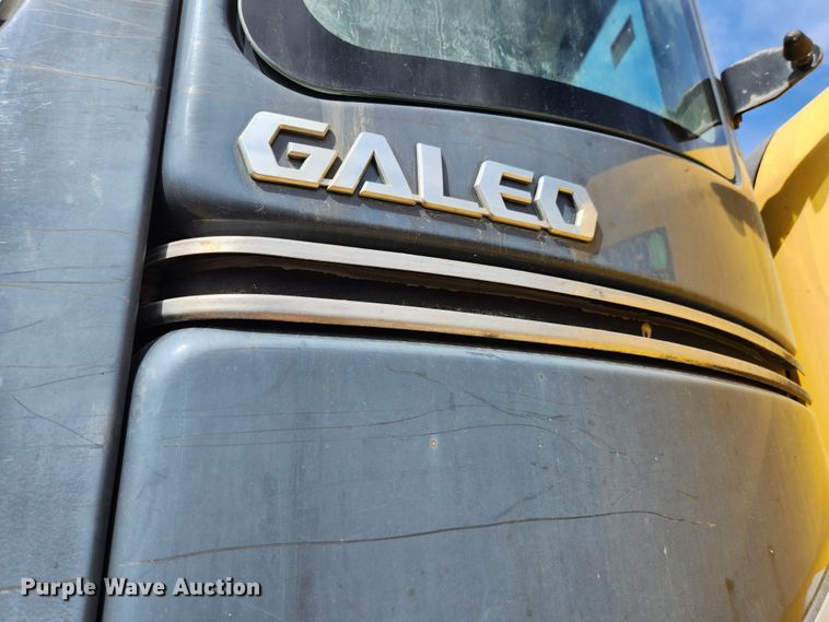 image for item MK9370 2008 Komatsu PC308USLC-3  excavator