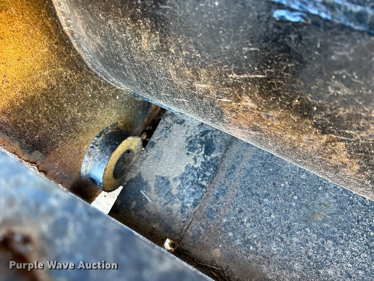 image for item MQ9826 Caterpillar  grapple bucket