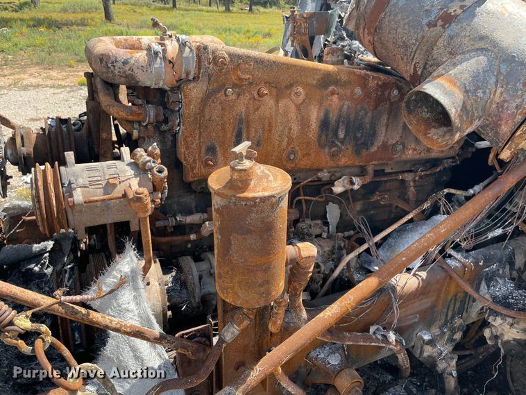 image for item MR9358 1987 Freightliner FLC  dump truck