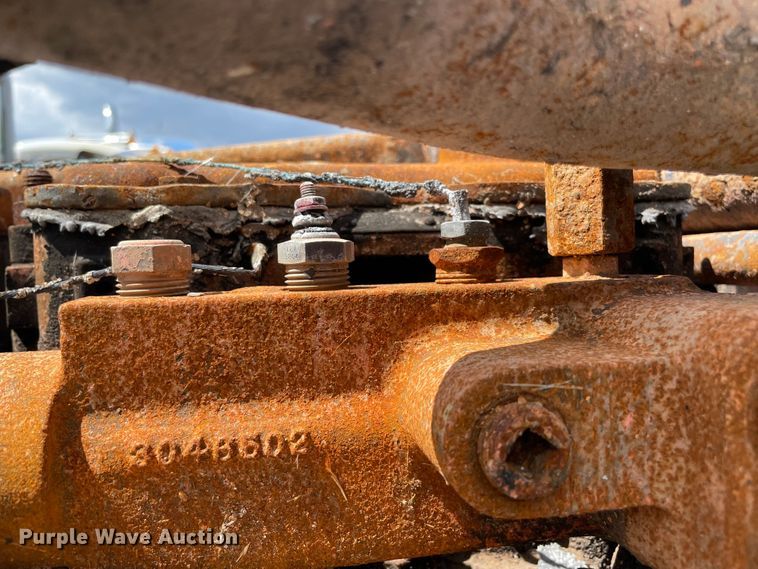 image for item MR9358 1987 Freightliner FLC  dump truck