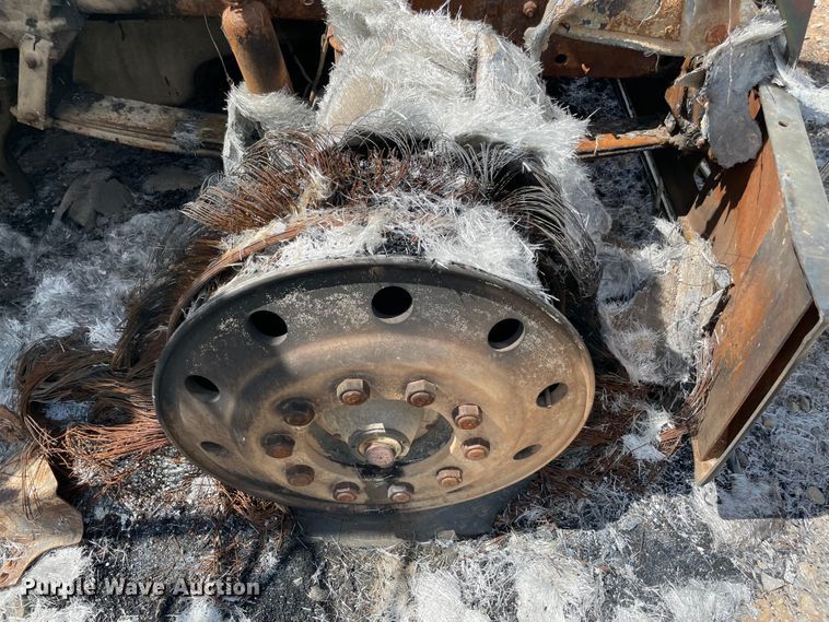 image for item MR9358 1987 Freightliner FLC  dump truck