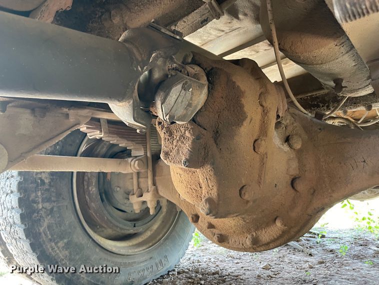 image for item MR9358 1987 Freightliner FLC  dump truck