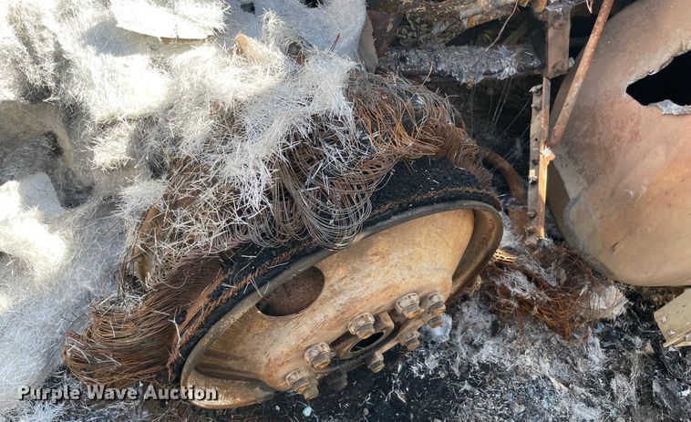 image for item MR9361 1988 Freightliner FLC  dump truck