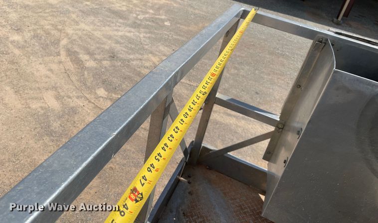 image for item MR9368 2009 International WorkStar 7500  bucket truck