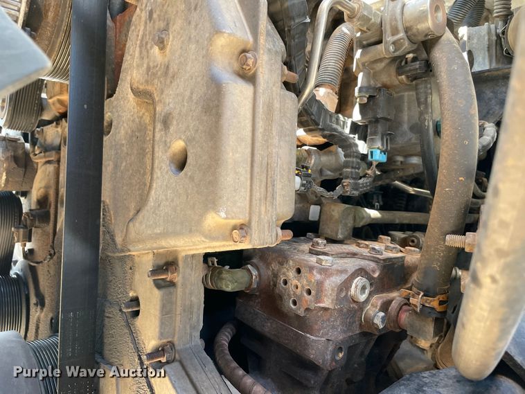 image for item MR9368 2009 International WorkStar 7500  bucket truck