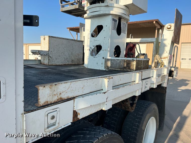 image for item MR9882 2016 Freightliner Business Class M2  digger derrick truck