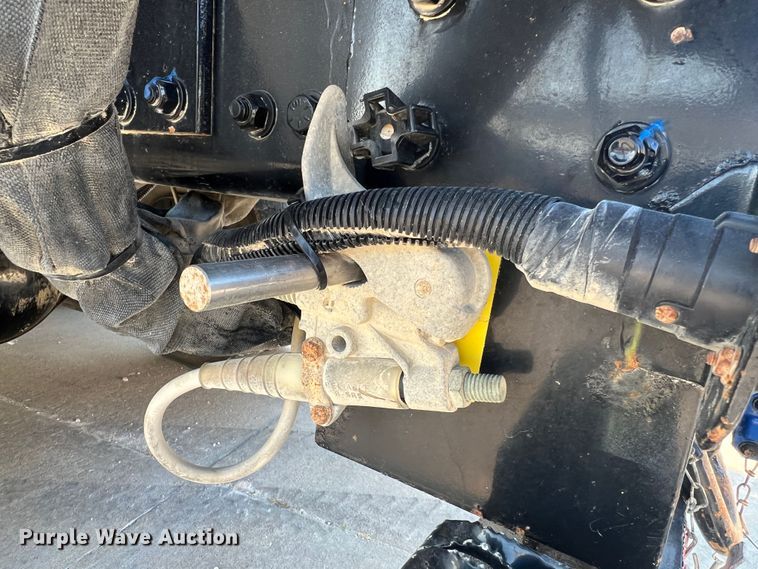 image for item MR9882 2016 Freightliner Business Class M2  digger derrick truck