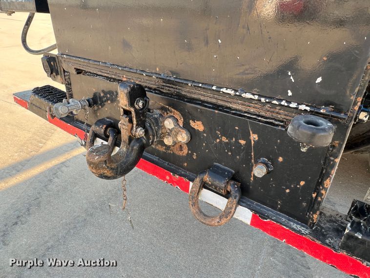 image for item MR9882 2016 Freightliner Business Class M2  digger derrick truck