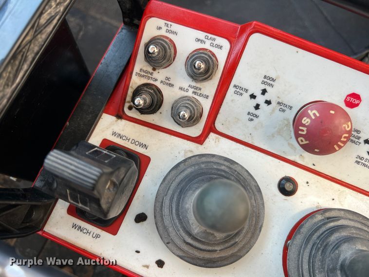 image for item MR9882 2016 Freightliner Business Class M2  digger derrick truck