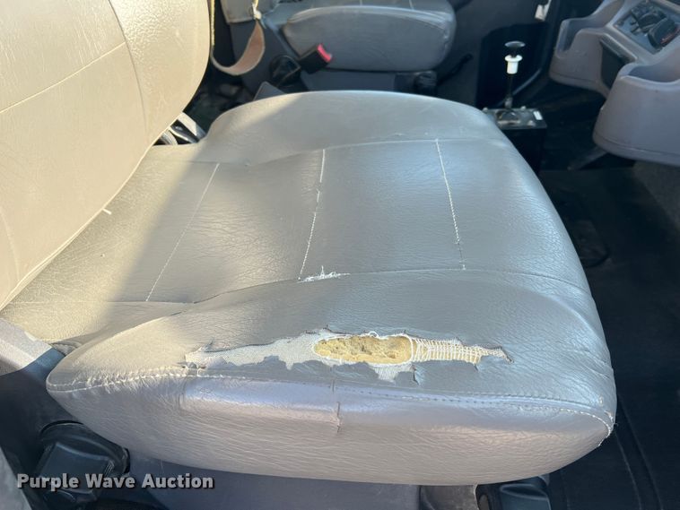 image for item MR9882 2016 Freightliner Business Class M2  digger derrick truck