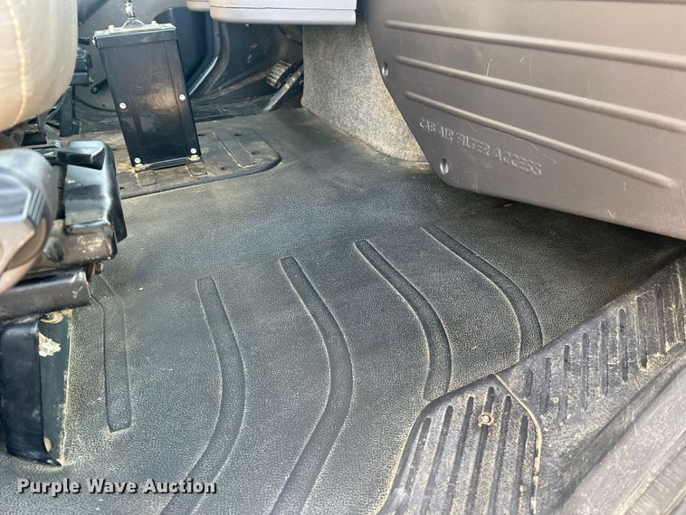 image for item MR9882 2016 Freightliner Business Class M2  digger derrick truck