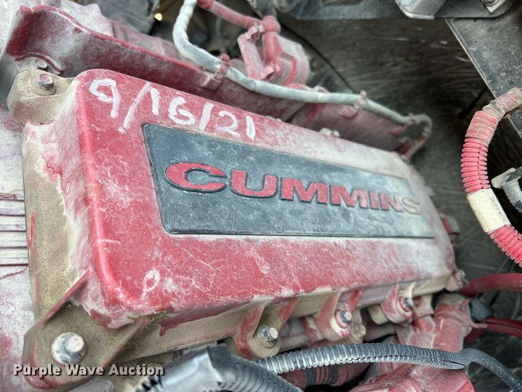 image for item MR9882 2016 Freightliner Business Class M2  digger derrick truck