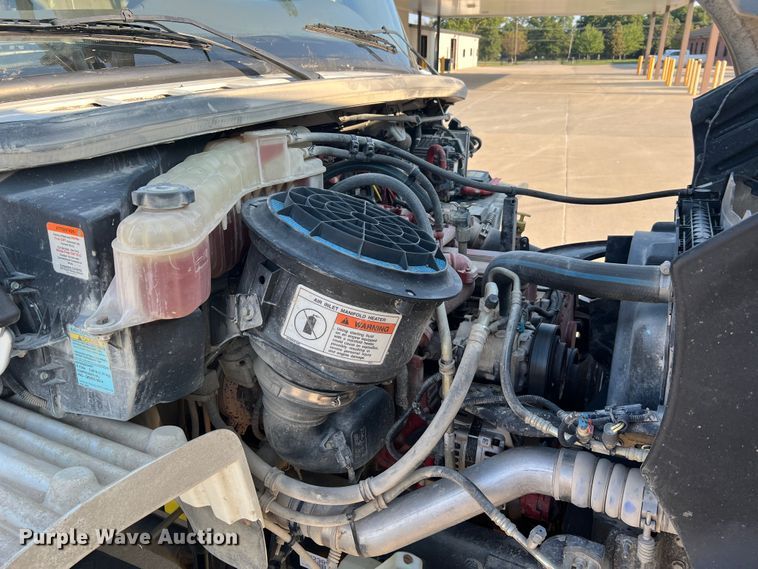 image for item MR9882 2016 Freightliner Business Class M2  digger derrick truck