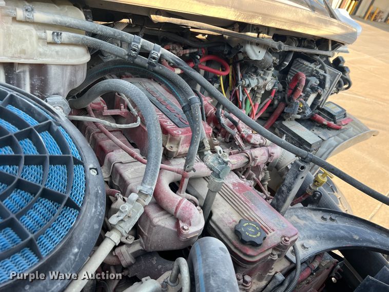 image for item MR9882 2016 Freightliner Business Class M2  digger derrick truck